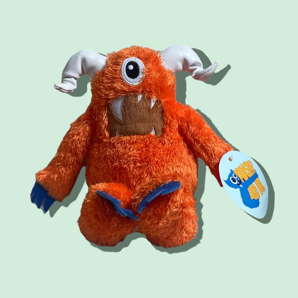 NWT Manhattan Toy 2010 Wild Wobbly Orange Monster Plush Stuffed Animal Cyclops
